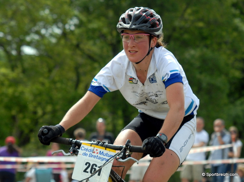 Championnat d'Europe VTT Espoirs Dames. Julie Bresset 3me 