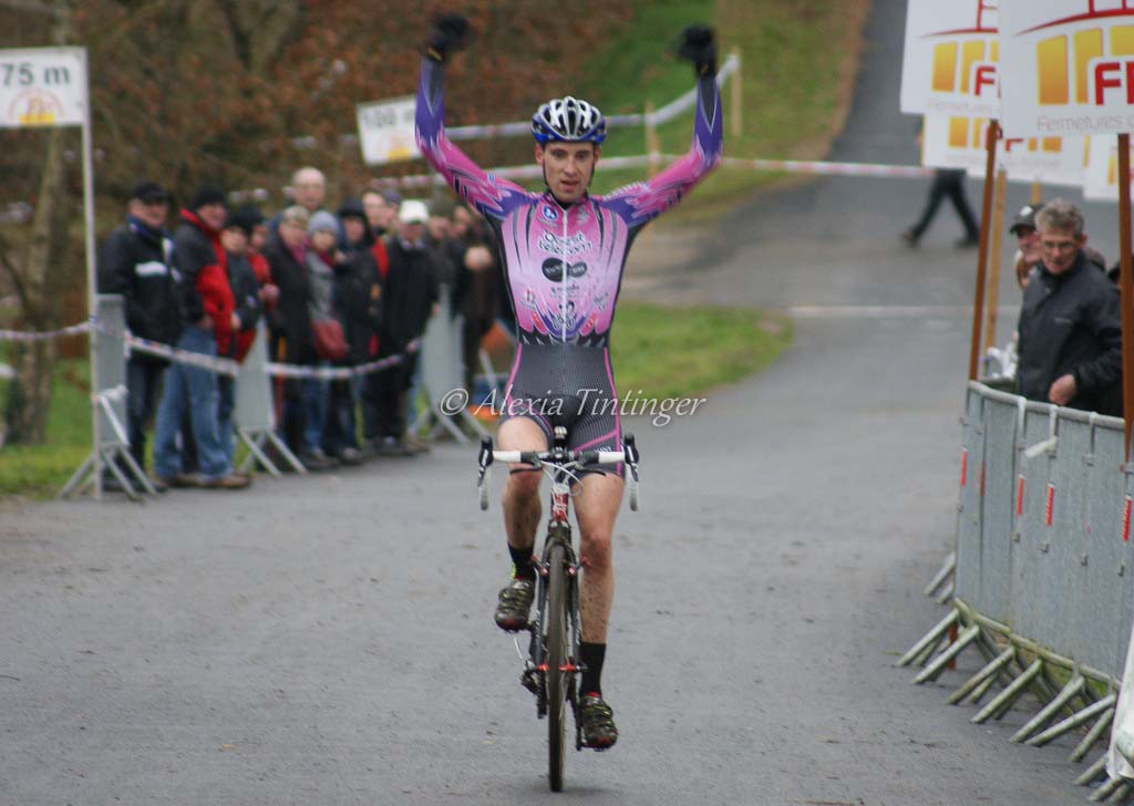 Cyclo-Cross de Cruguel (56) : Corbihan toujours l