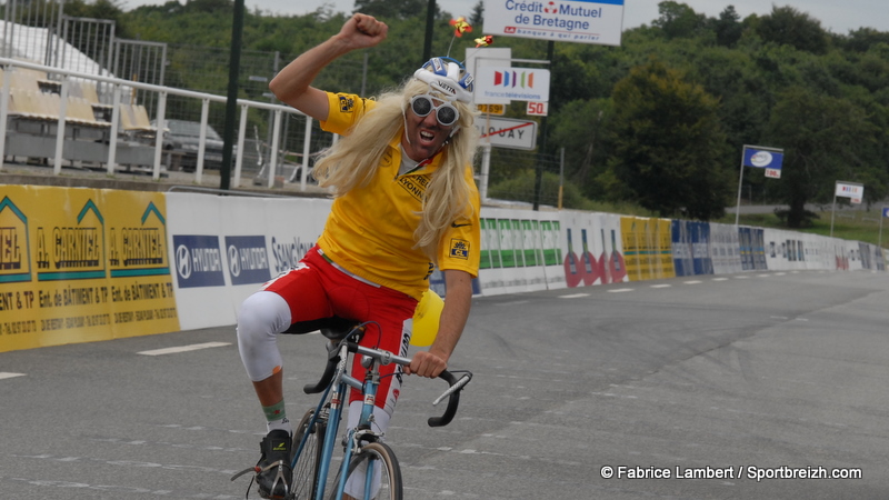 Un maillot jaune  Plouay ! 