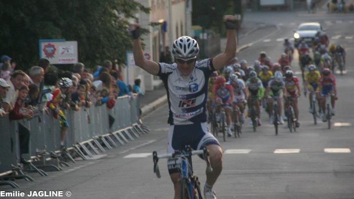 Faucheux le plus rapide  Argentr-du-Plessis (35)