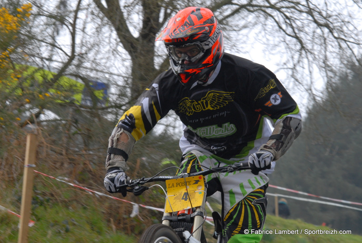 Coupe de Bretagne VTT Descente # 1  Ploeuc-sur-Li (22) : Badouard le plus rapide  