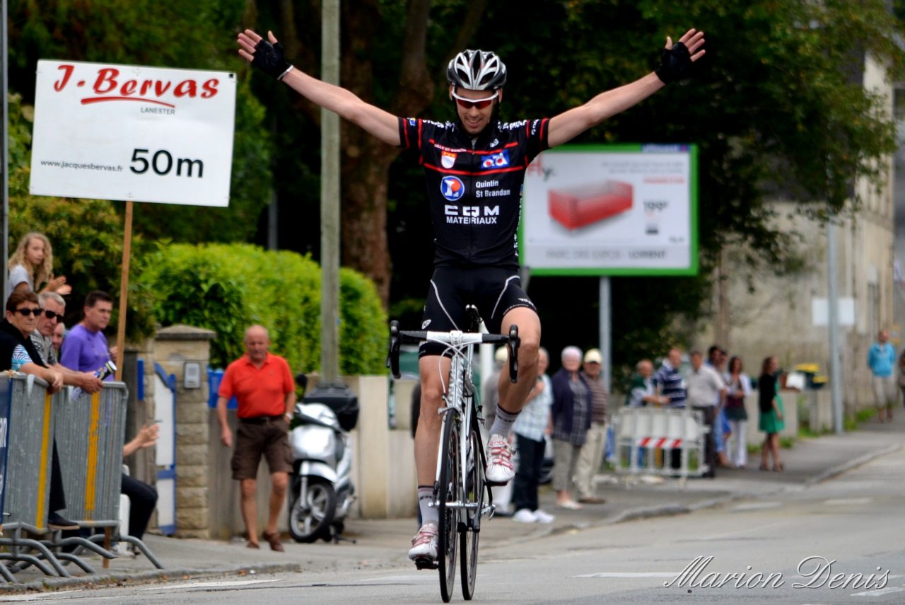 Michel devant Jelfs  Hennebont (56) 