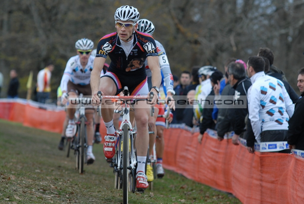 3me cyclo cross de Renwez (08) : Classements