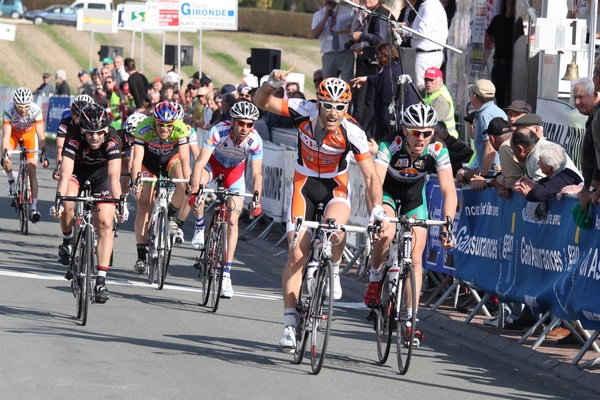 Tour du Canton de St Ciers sur Gironde : Daniel en stratge !