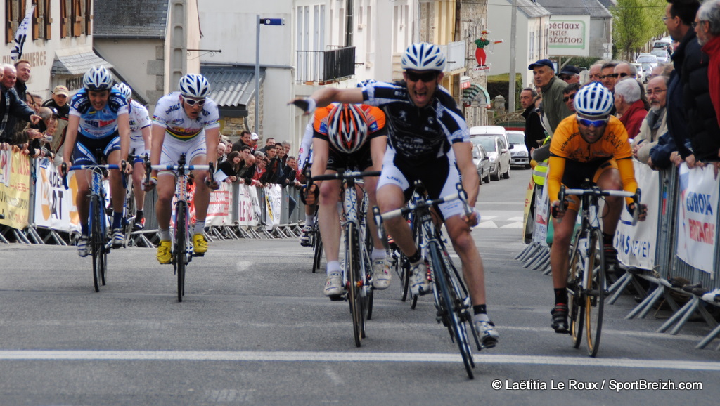 Tour du Pays de Lesneven et de la cte des Lgendes : Bret au sprint