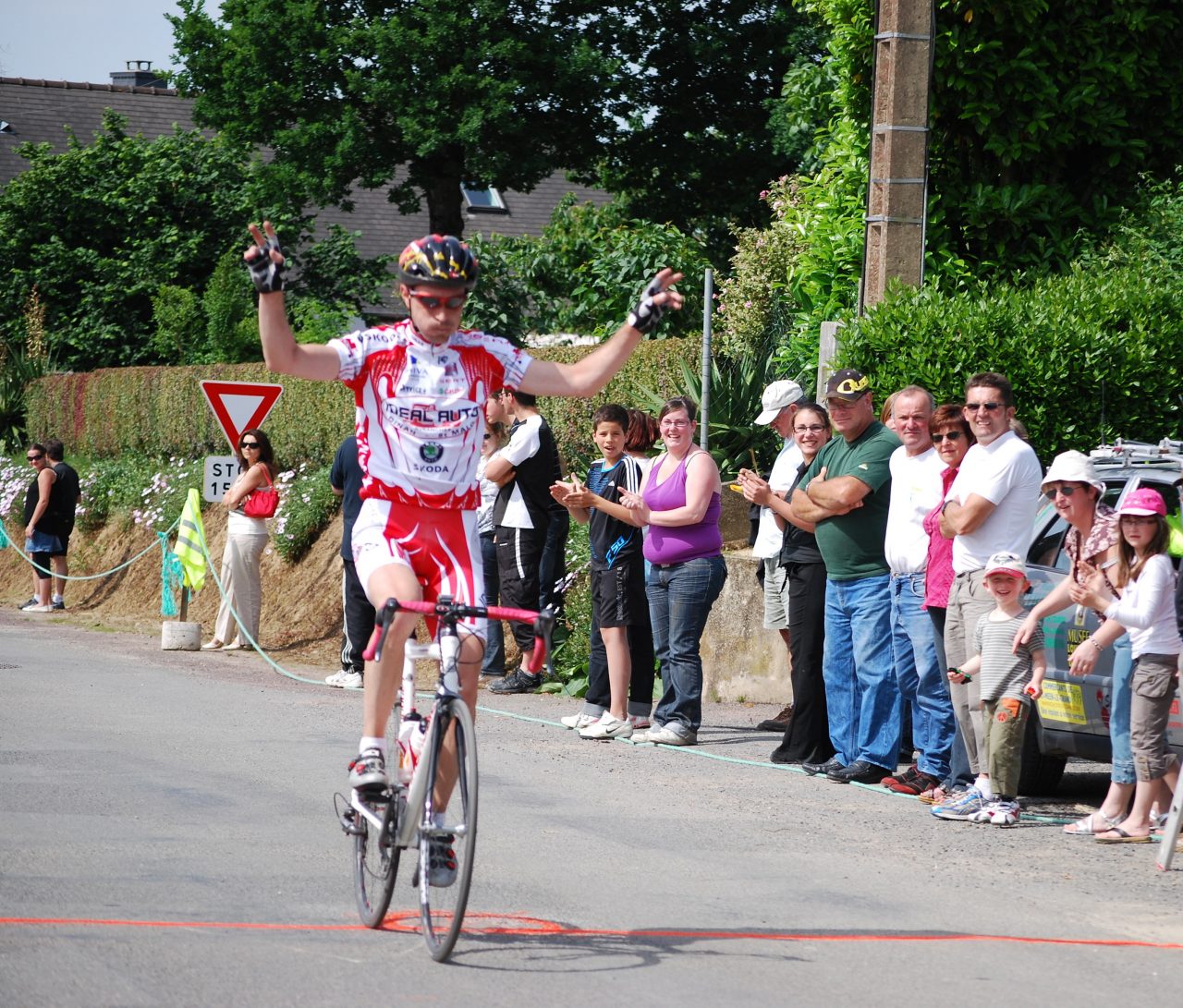 Le Crouais (35) Hubert devant Rondel 