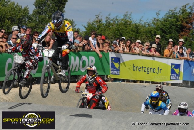 BMX: la grille en panne!