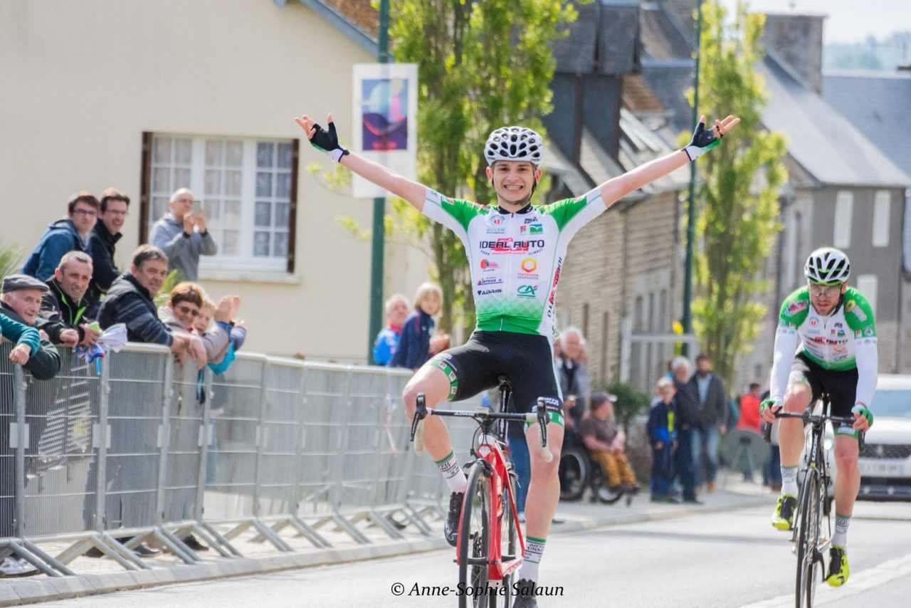 Tour du Mortainais #1: Boileau devant Lecamus-Lambert