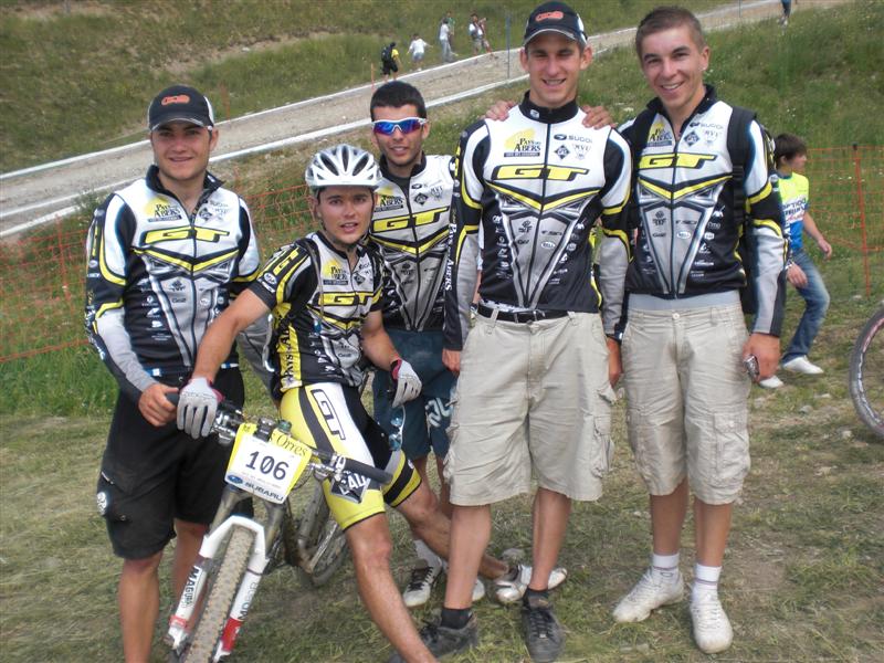 Le Team Pays Des Abers GT Sugoi au championnat de France VTT