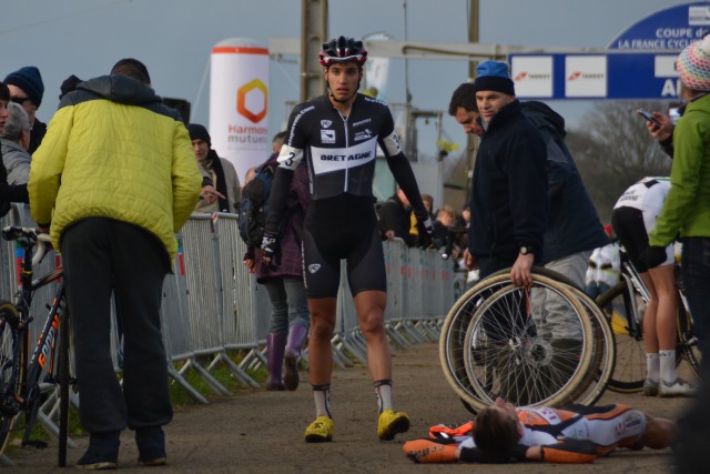 Fracture de la tte radiale pour Ivan Gicquiau  