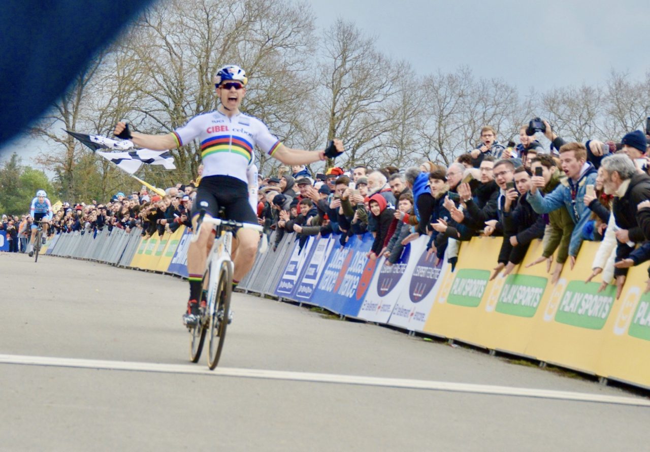 Pontchteau / Elites : Van Aert au top