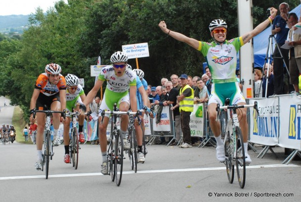 Ronde Finistrienne: retour  Pleyben