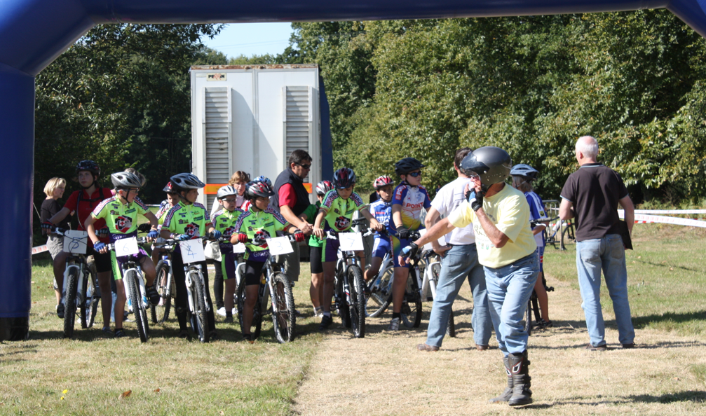  VTT Cross sur le site de Kerlabo  Cohiniac : une belle premire