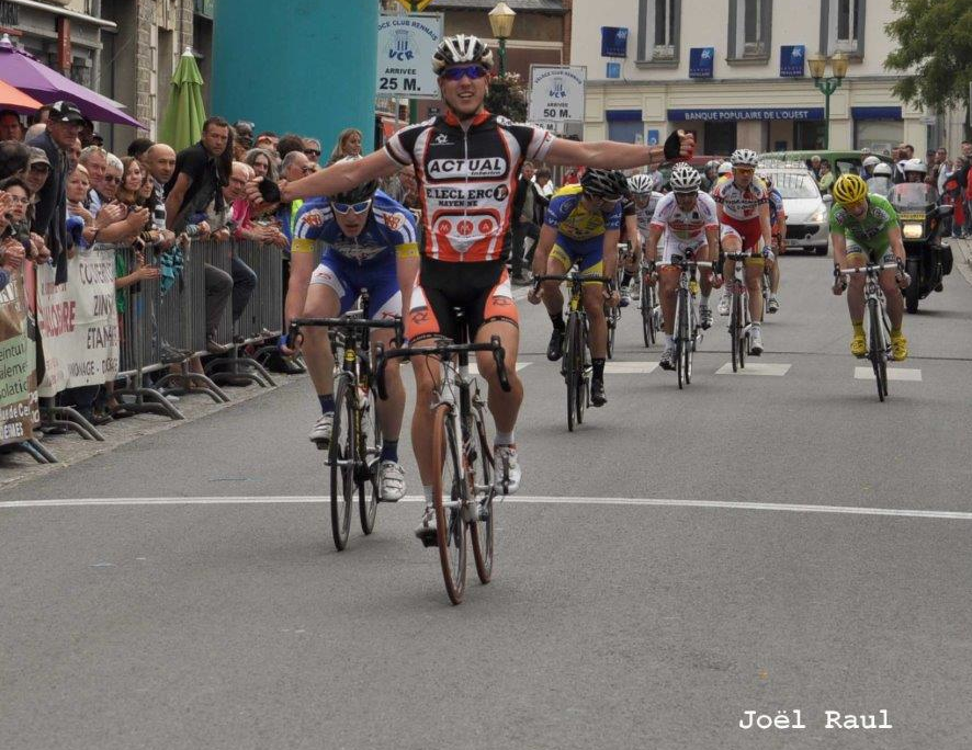 Grand Prix de la Roche aux Fes : Aia 