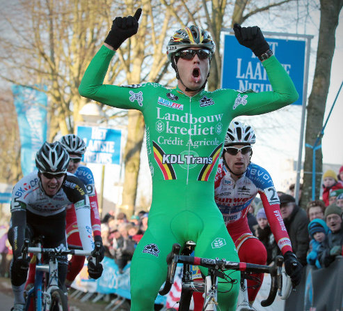 Parkcross de Maldegem (Belgique) : Vanthourenhout s'impose 