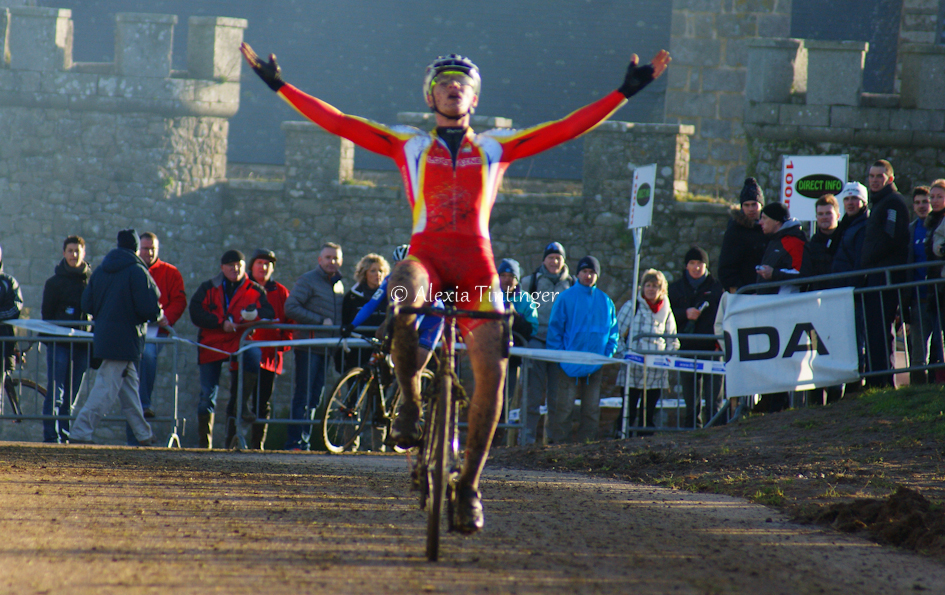 Finale challenge national  de cyclo-cross : Gras  dompte Havot chez les juniors