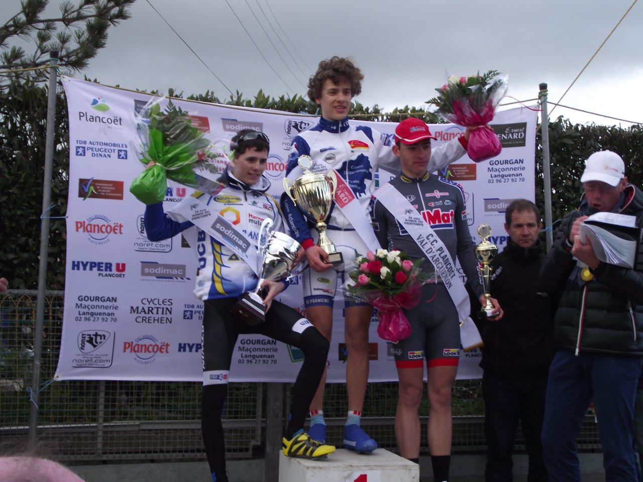 Ronde du Printemps : Darmont aux anges, les Bretons heureux