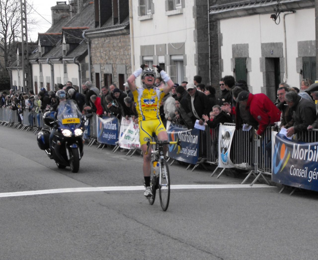 Le Tour du Pays de Pourleth pour Colas