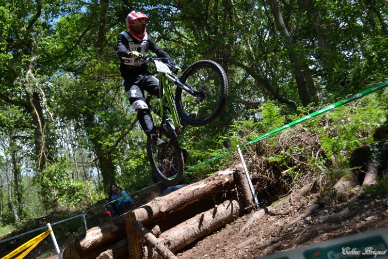 Coupe de Bretagne de descente VTT : Charles surprend son monde