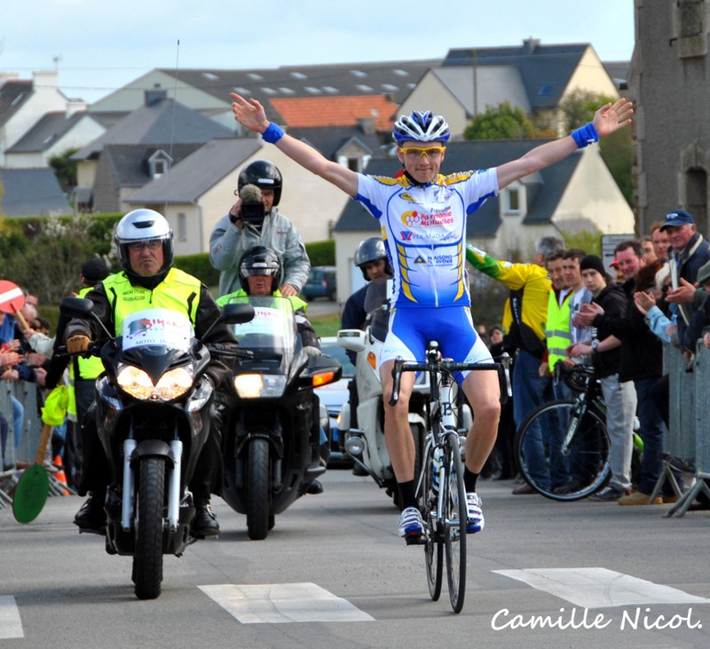 La Routire (29) : Rolland devant Omnes
