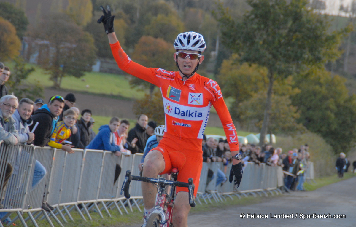 Cyclo-Cross de Saint-Maugan (35) : Le Corre facile !