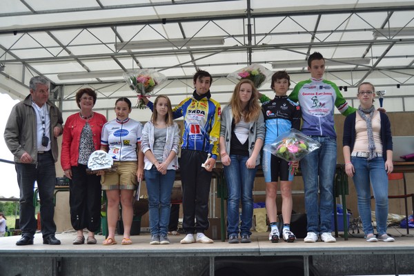 Saint-Lyphard (44) : les bouquets pour Renault et Rousselot