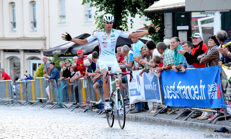 Hennebont (56): Lino devant Morice