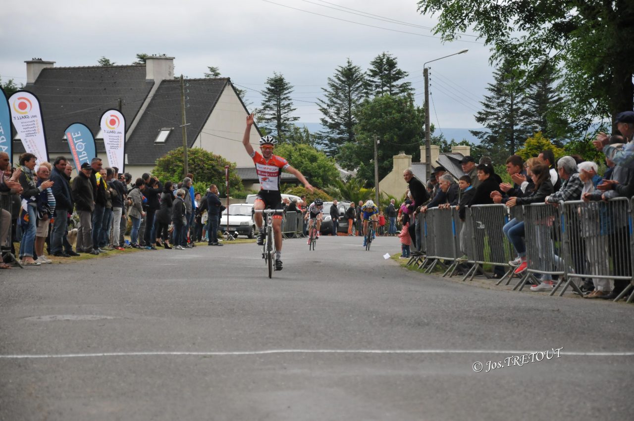 Ploudiry (29): Piriou gagne 