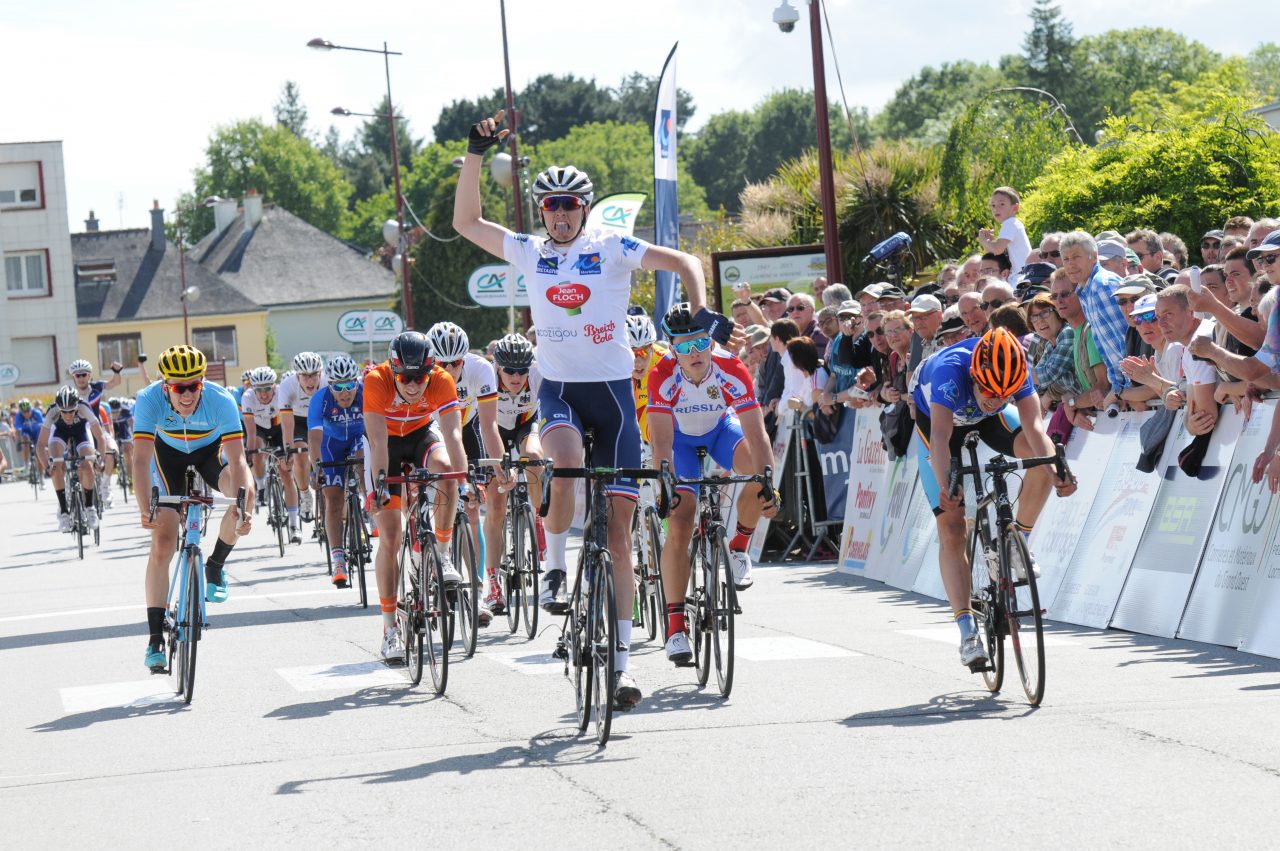 Dernire tape : Btouigt-Suire au sprint / Charming vainqueur final