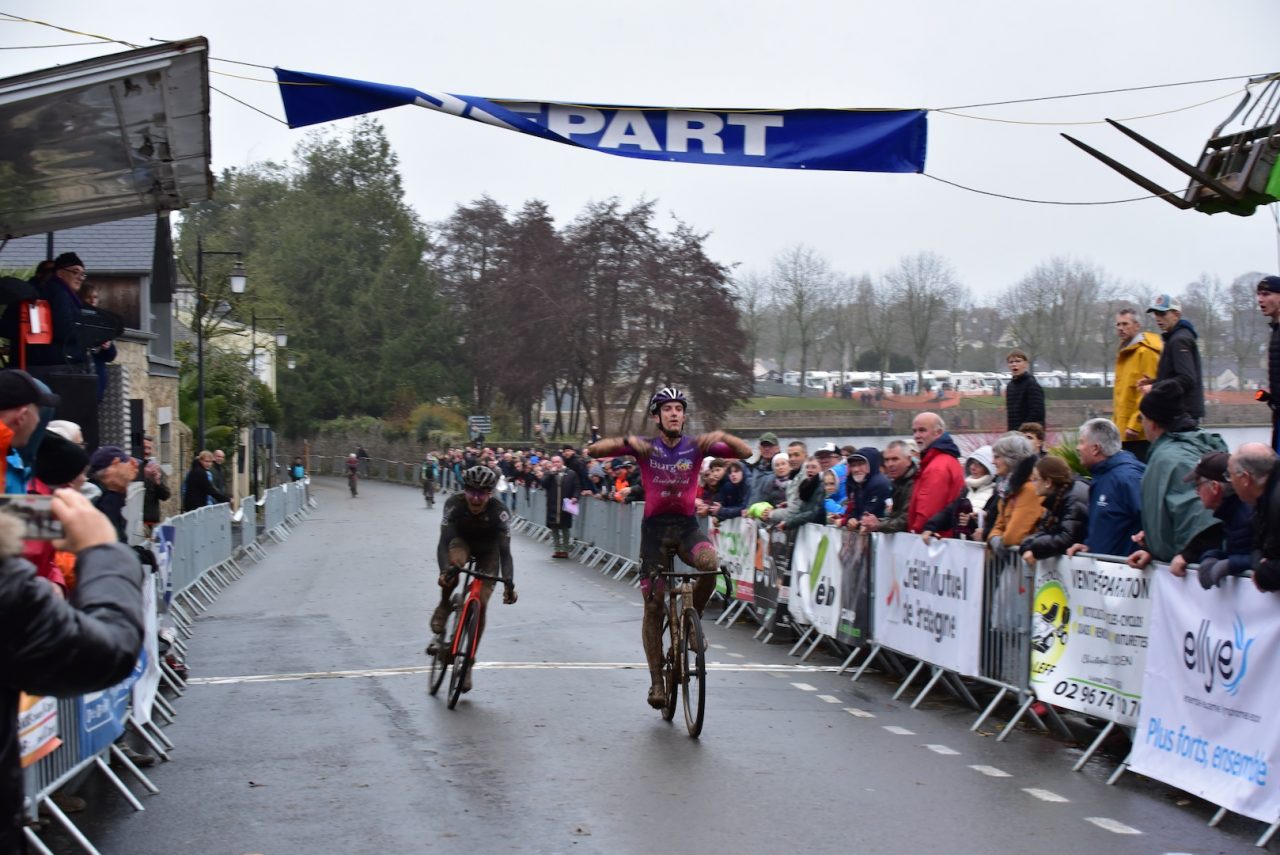 Bretagne de cyclo-cross : Alleno au sprint.