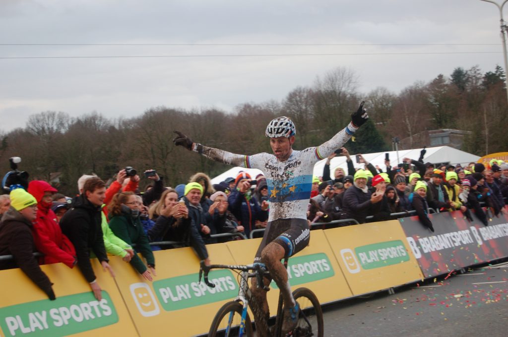 Hoogerheide lites : encore Van Der Poel / Boulo 29me