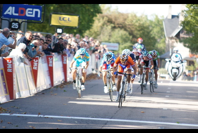 Tour de l'Avenir : Hofland le plus rapide  Lunville