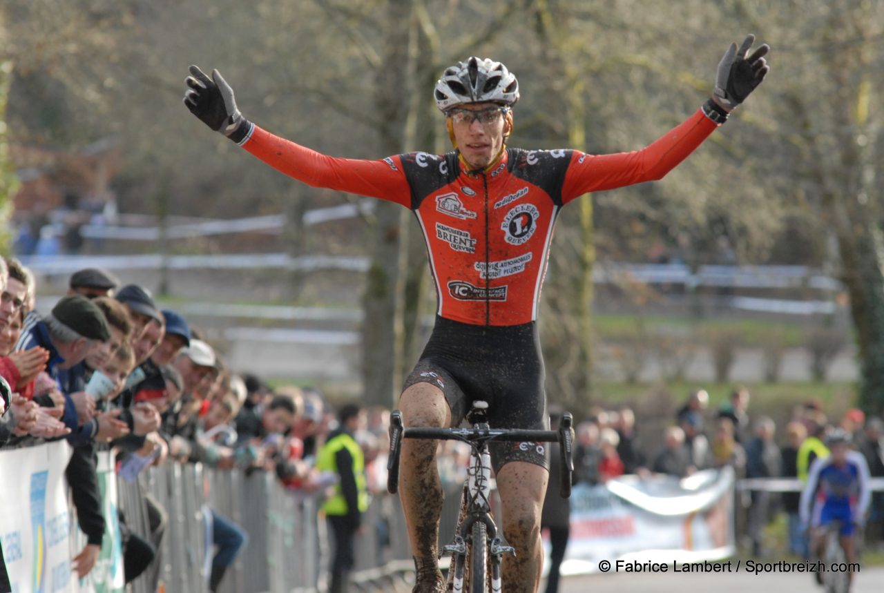 Cyclo-Cross de Camors (56) : Gicquiau chez les espoirs / Prod'homme chez les juniors