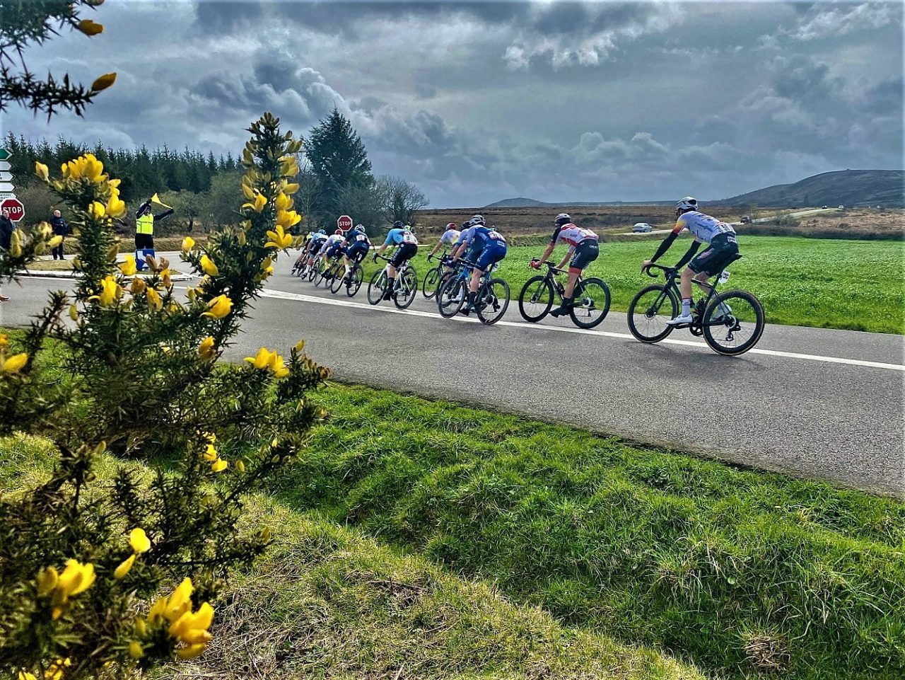 200'': l'essentiel du week-end cycliste breton