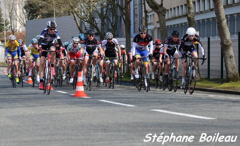 Pontivy (56) : petit peloton en minimes