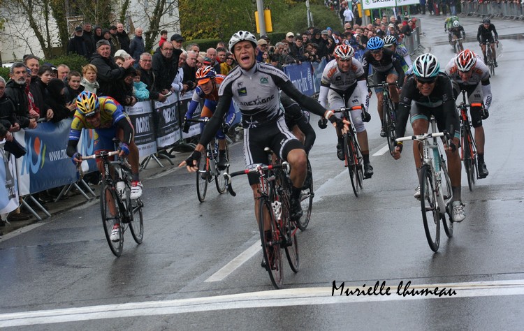 Tour de Bretagne#1: Benjamin Le Montagner au sprint. 