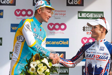 Astana : Vinokourov porte plainte 