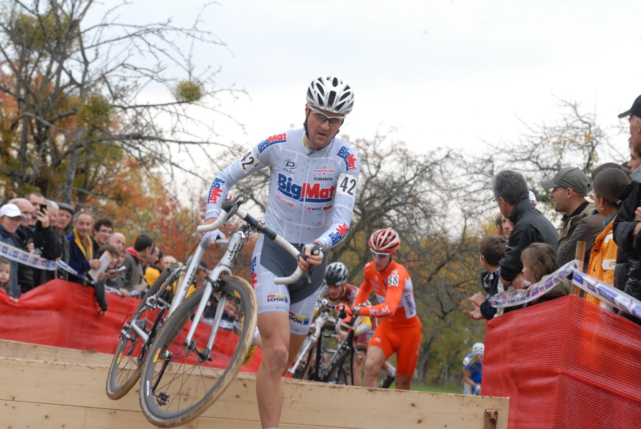 Bazin crer la surprise sur le cyclo-cross de Nommay (25)