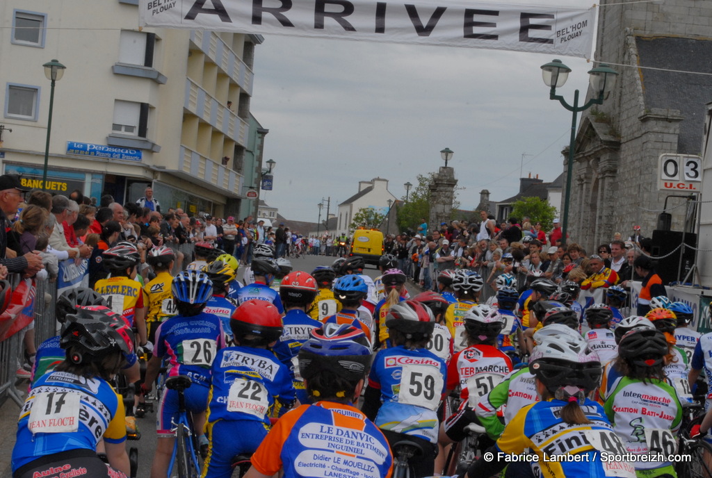 Trophe Rgionale des coles de cyclisme : la foule 