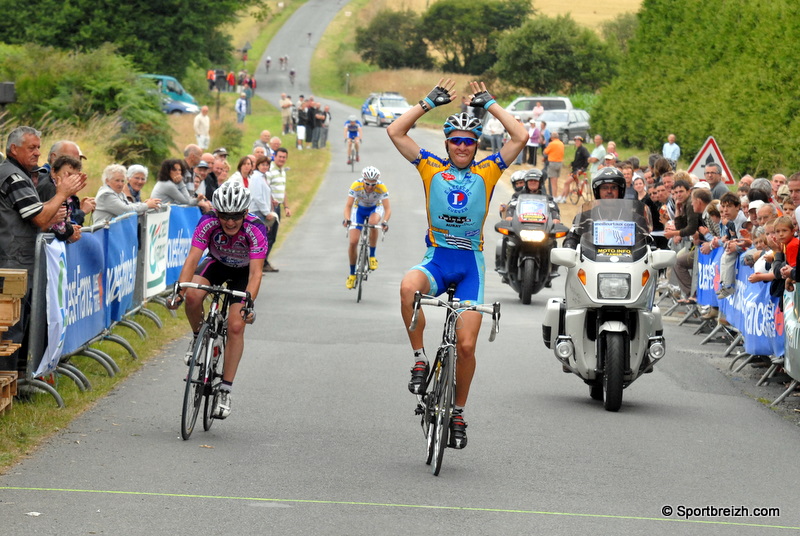 Belle Isle en Terre: encore Laurent Pichon !!