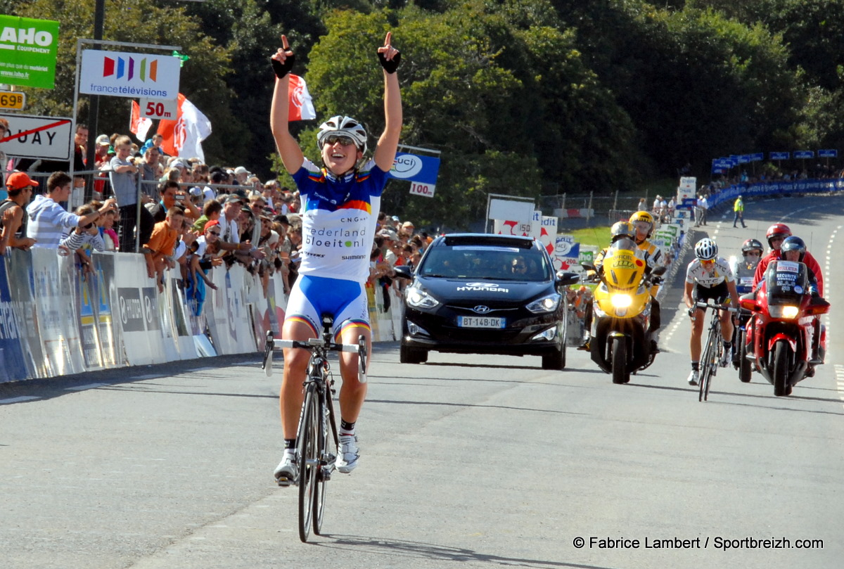 2011 : Finale Coupe du Monde UCI Dames : Vos battue