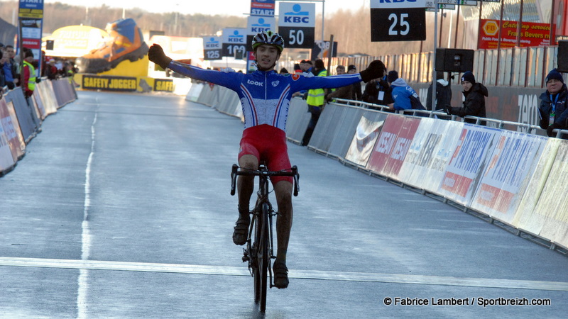 Julian Alaphilippe remporte l'preuve Juniors de Heusden-Zolder