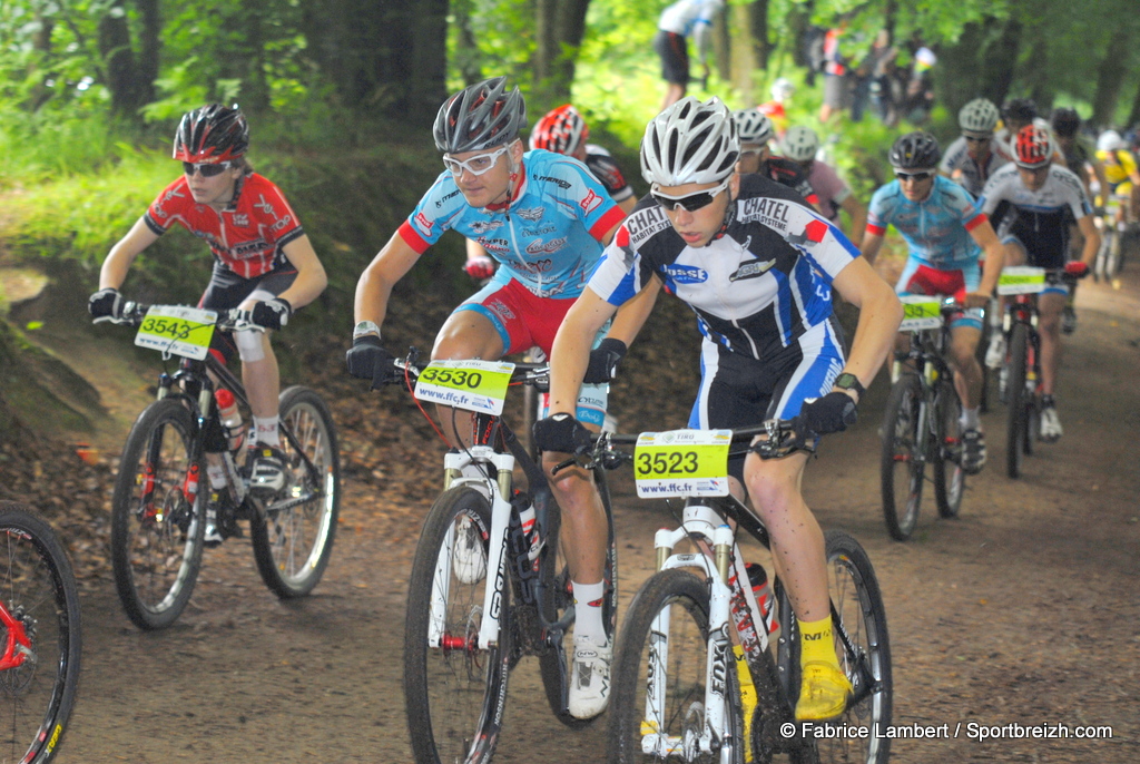 Championnat de France VTT X-Country Cadets : Le Jossec 7me 