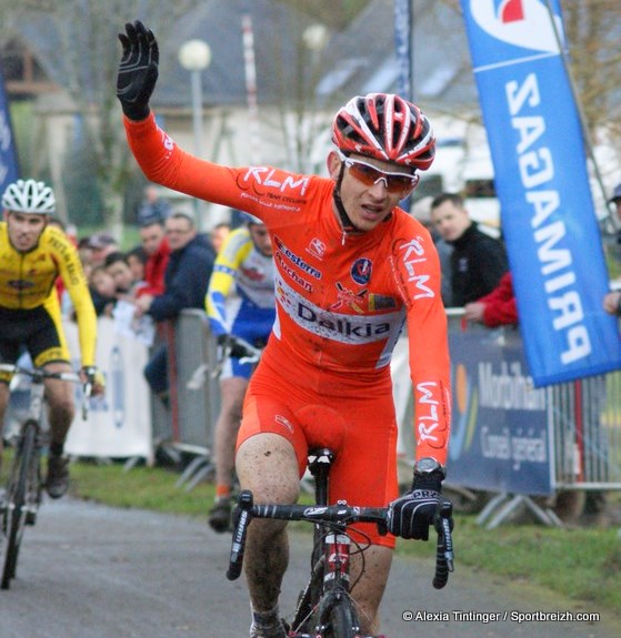 Cyclo-cross de Questembert (56) : Le Corre s'impose