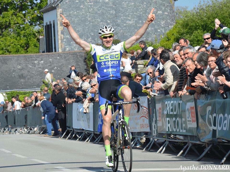 Briec de l'Odet (29): Morel devant T. Galez