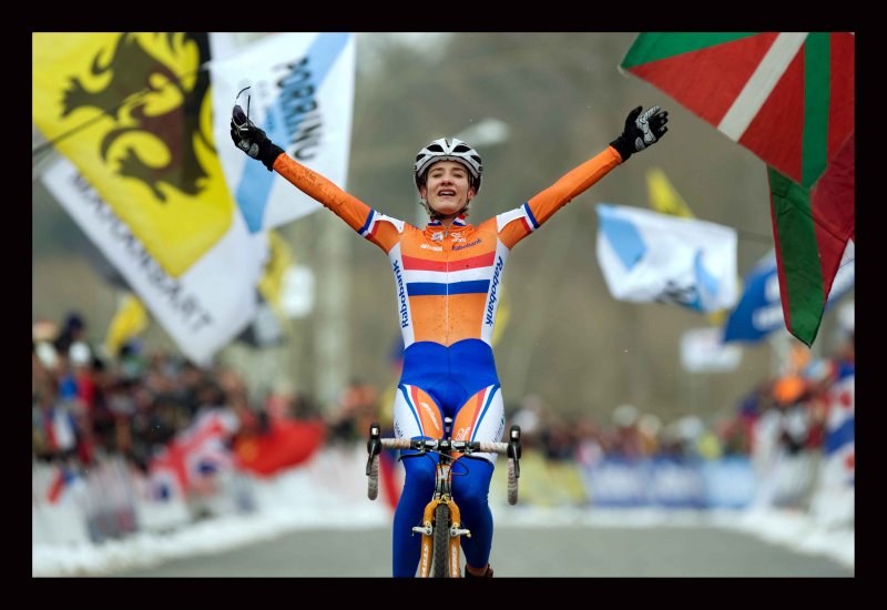 Marianne Vos conserve son titre mondial  Tabor ! 