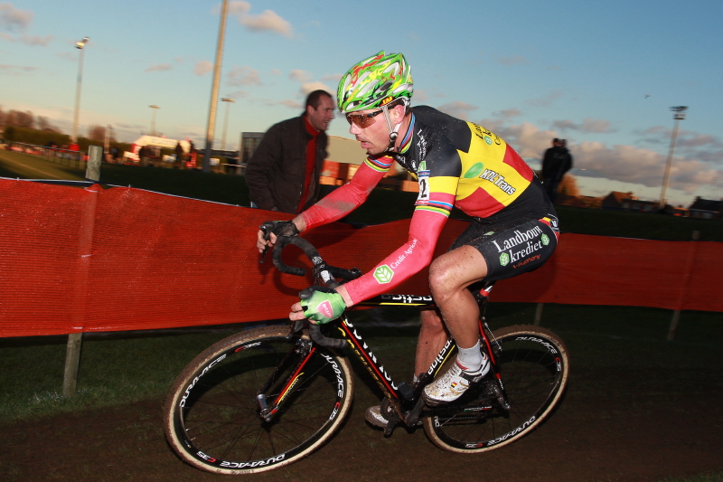 Cyclo-cross de Saint-Nicolas (Belgique) : Nys passe la 12e / Mourey 4e  