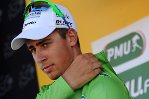 Quand Peter Sagan se comporte en patron...                