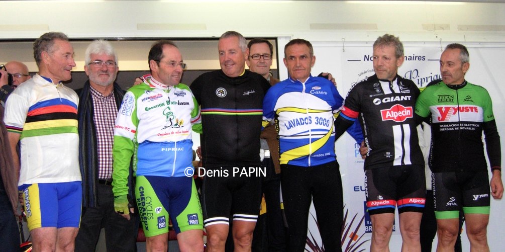 Critrium des champions d'hier  Pipriac : Roche vainqueur