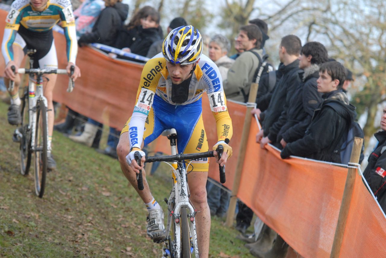 Kasteelcross  Zonnebeke (Belgique) : Peeters devant Stybar 